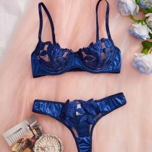SHEIN Navy Lace Bra Set